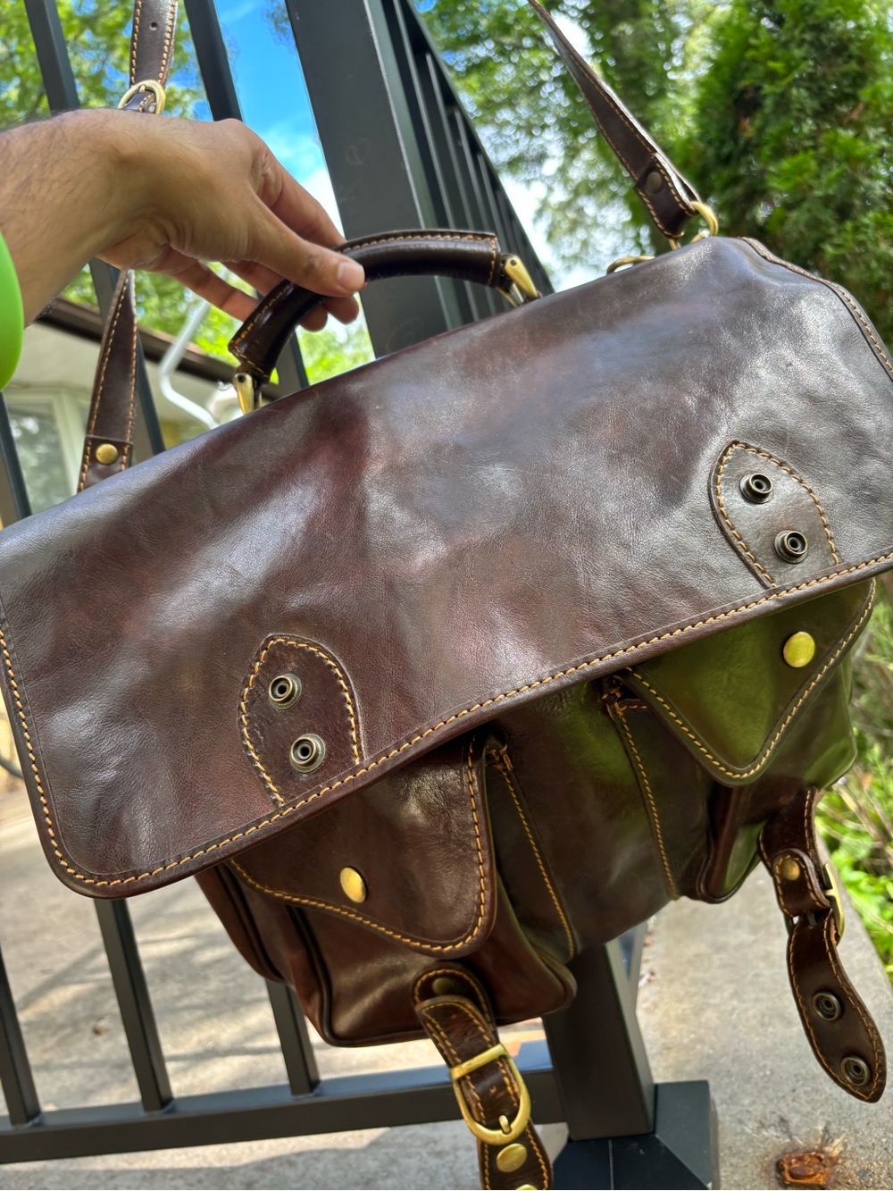 Classic Dark Brown Leather Men's Briefcase Shoulder Bag - Picture 5 of 11